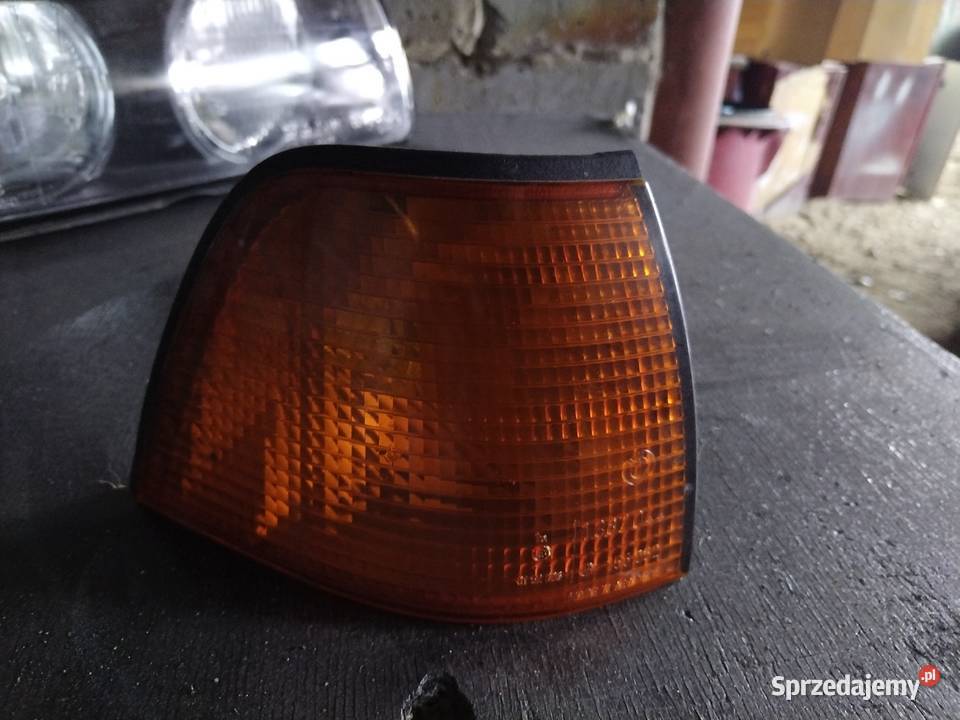 Kierunkowskaz prawy przedni bmw e36 sedan Kierunkowskazy Dziecinów