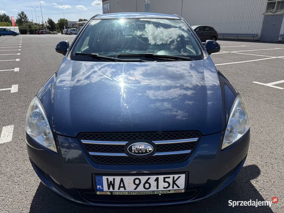 Kia Ceed 14 Benzyna 110 Niski przebieg 108k Warszawa sprzedam