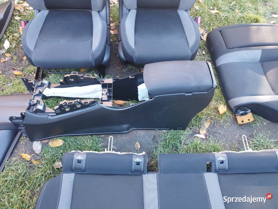 Nissan Qashqai j11 lift wnętrze Rok produkcji 2018 sprzedam