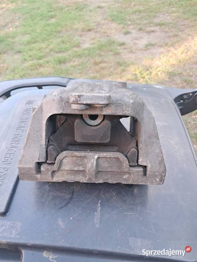 1J0 199 262 Poduszka mocowanie silnika prawa osobowe Zawieszenie silnika Rybnik