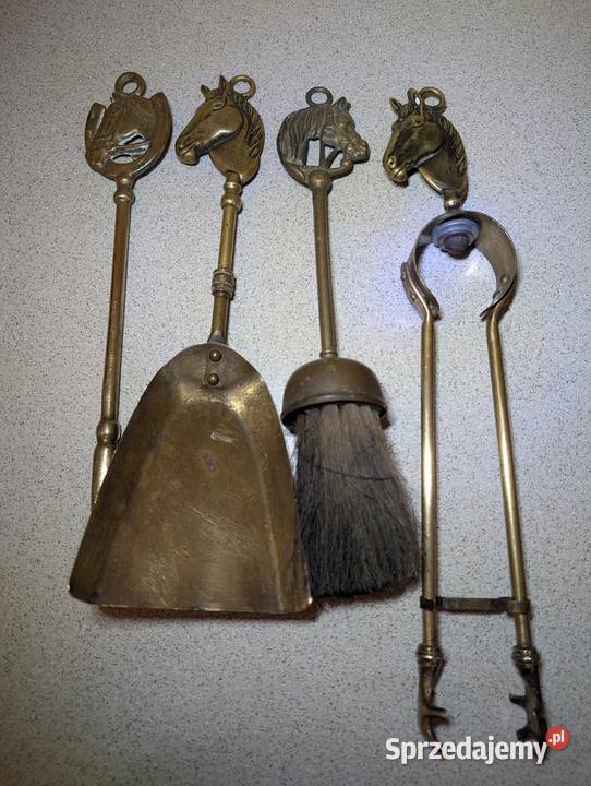 Zestaw kominkowy wykonany z mosiądzu Piła