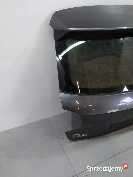 KLAPA TYŁ SZYBA SZARA Audi Q2 I 2016