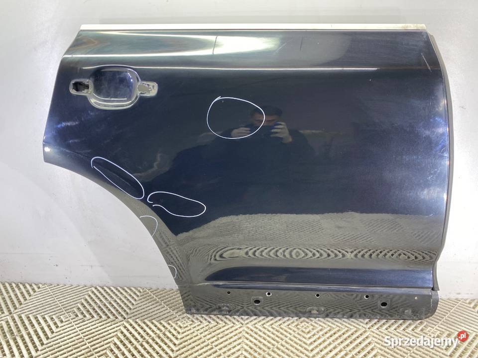 DRZWI PRAWY TYŁ PORSCHE CAYENNE SUV 0210