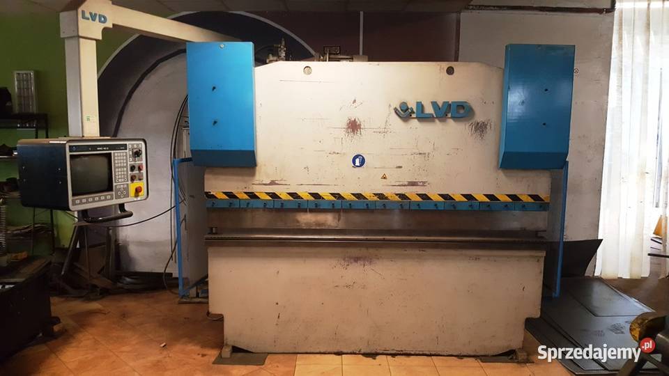 Prasa hydrauliczna marka LVD 1992 r Toruń