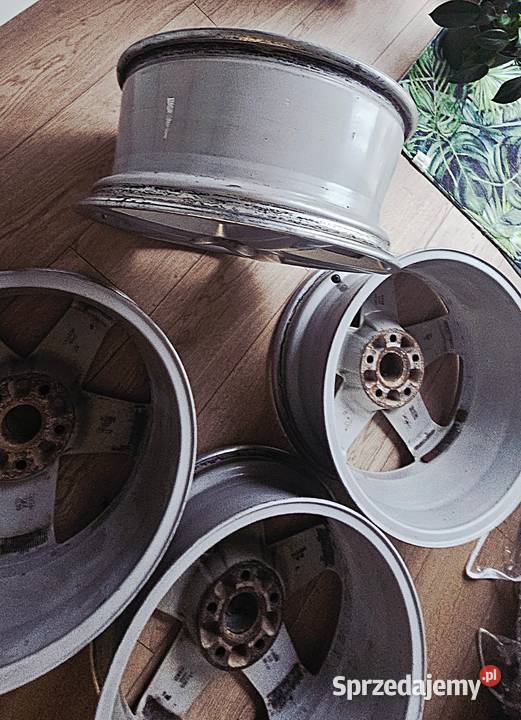 FELGA FELGI VW AUDI A4 A5 A6 75J R17 ET45