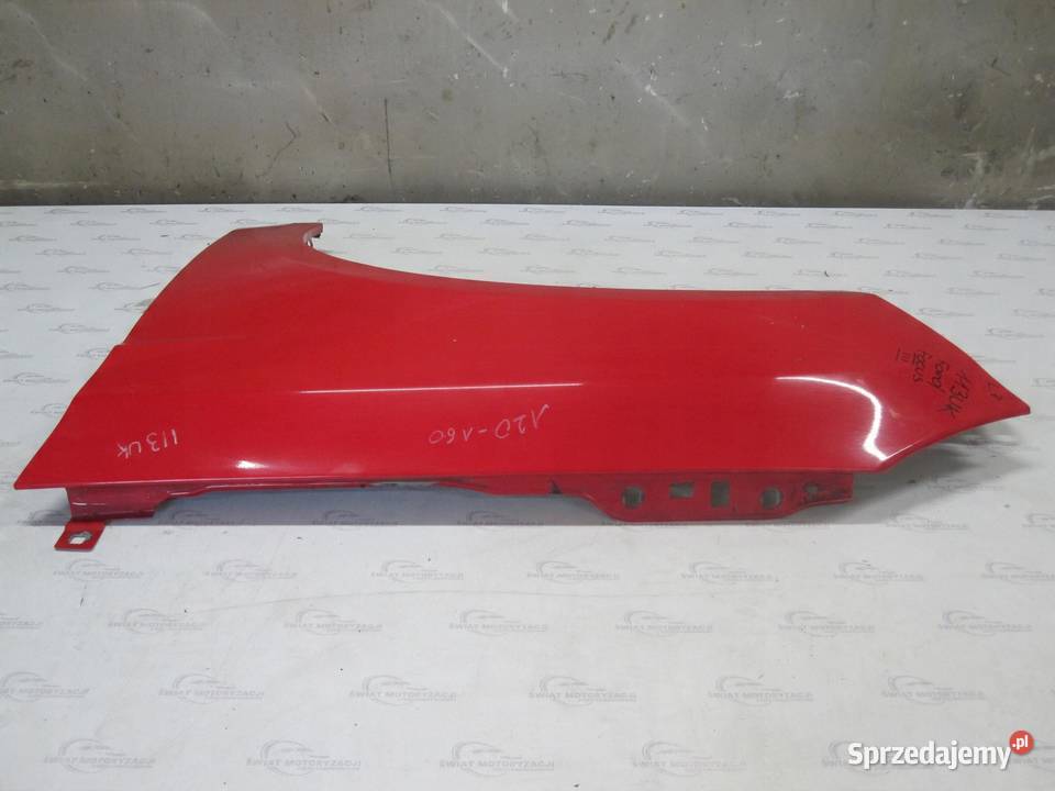 FORD FOCUS MK3 III 13r błotnik lewy przód Karoseria