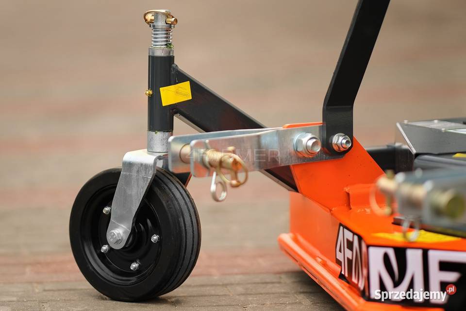 Kosiarka pielęgnacyjna FMK 120 4FARMER Tajęcina sprzedam