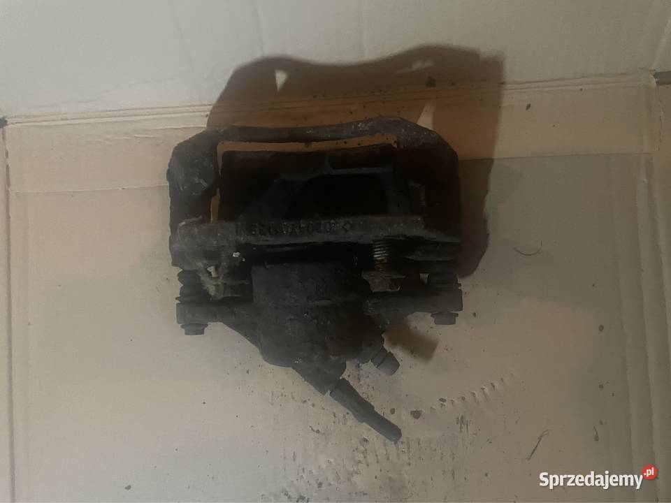 Zacisk hamulcowy jarzmo przód L ford mondeo mk3 Układ hamulcowy Szczecin