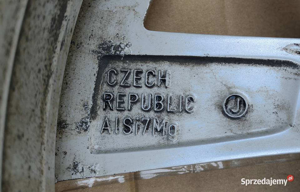 FELGA ALUMINIOWA SKODA OCTAVIA IV 7X17 ET46 Opony i felgi Rożnów