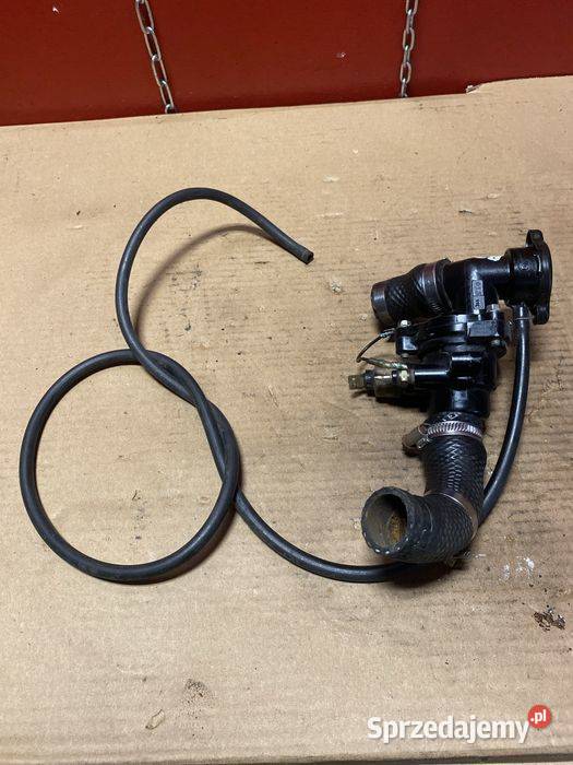 Yamaha FZ 750 termostat wąż korek chłodnicy B752 sprzedam