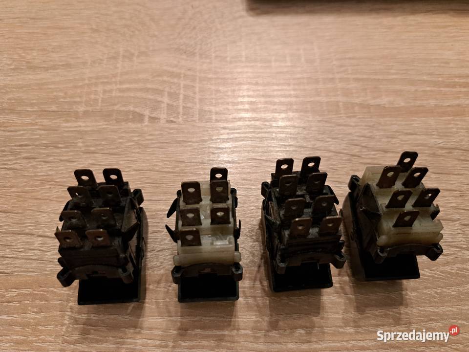 Osłony kierunkowskazów przód Fiat 125p ST osobowe Leszno
