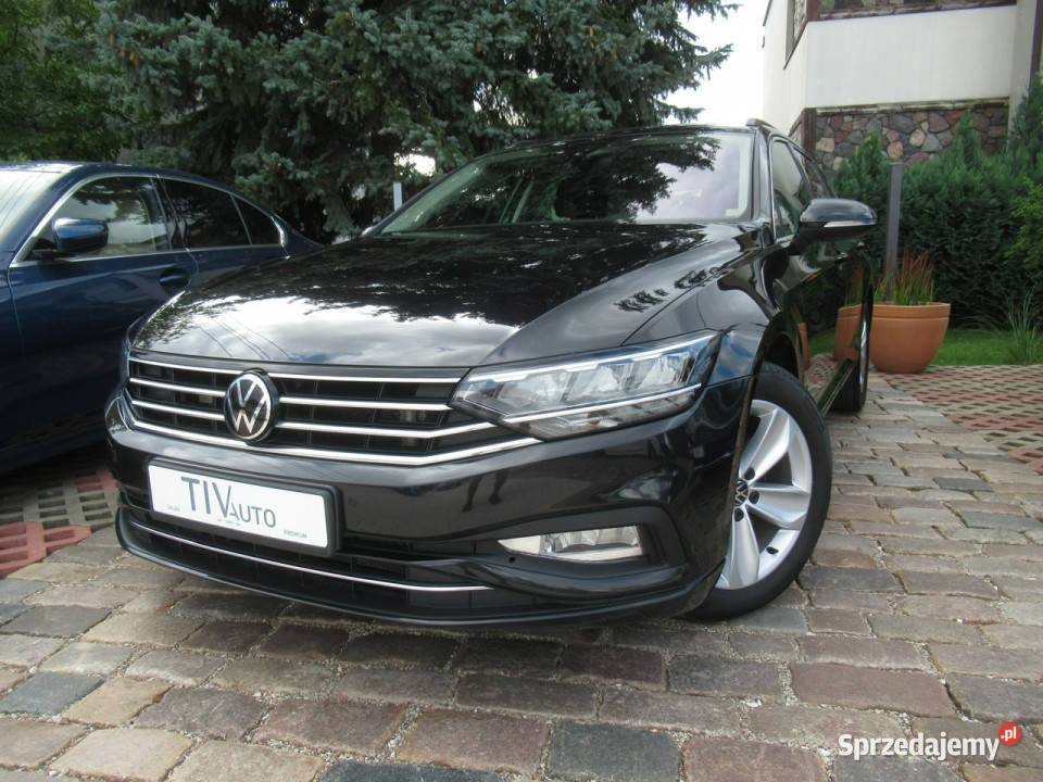 Volkswagen Passat BEZWYPADKOWY AppConnect 1984cm3 Passat Warszawa