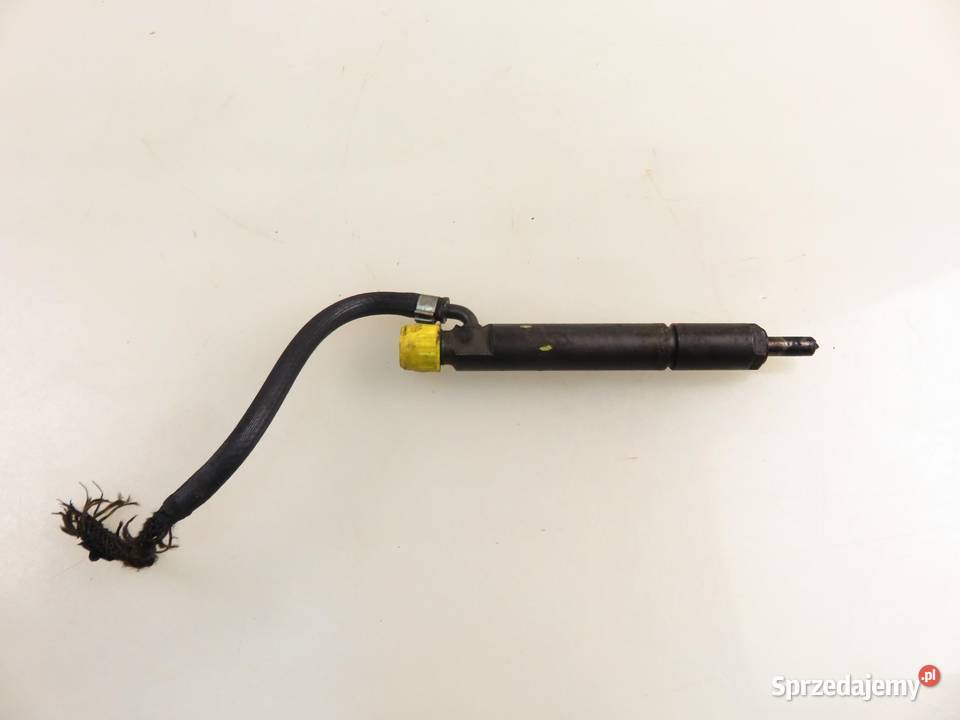 WTRYSKIWACZ DEUTZ BF4M1013EC 02112640 0432191377 osobowe sprzedam