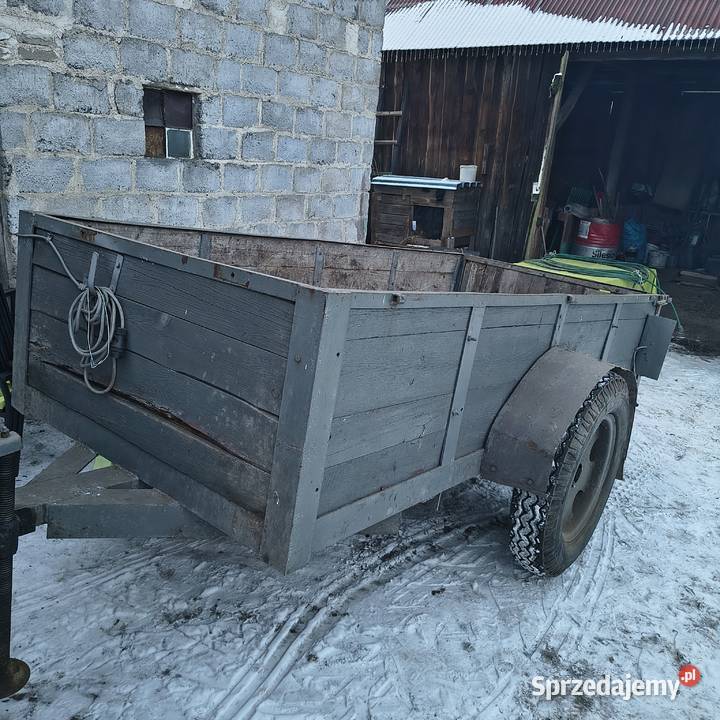 Przyczepka rolnicza jednoosiowa nieuszkodzony Kawalce