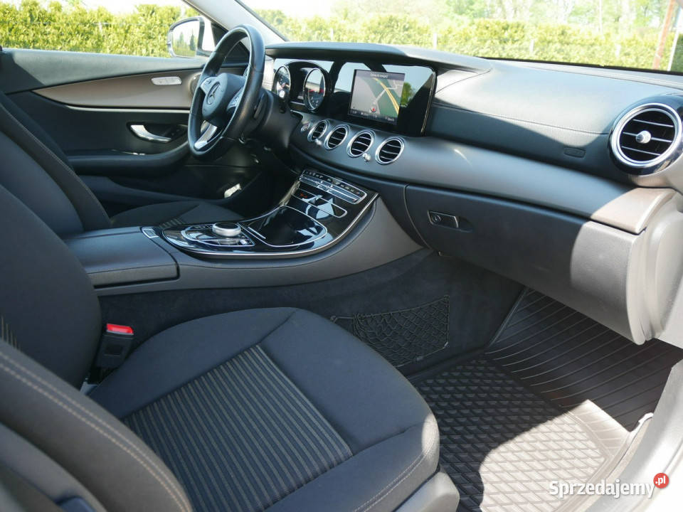 Mercedes E 220 20D 220D 194 Eu6 Sedan Automat Goczałkowice-Zdrój