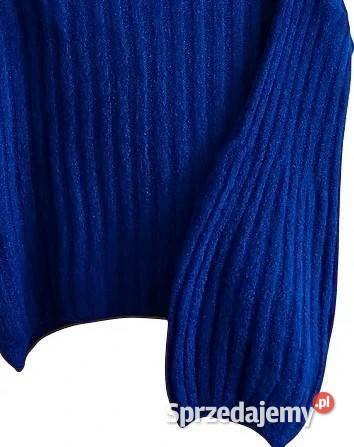 Wiralowy sweter w kolorze chabru rękawy dzwonek pomorskie Wejherowo sprzedam