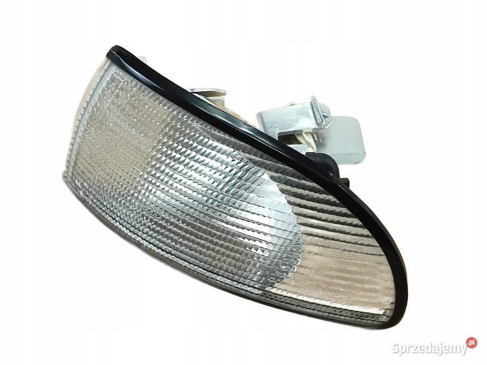 KIERUNKOWSKAZ LEWY PRZÓD AUDI A4 B5 8D2 19952000