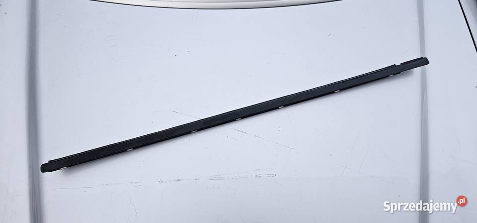 Listwa szyby lewy przód mercedes w203 coupe Zbąszyń