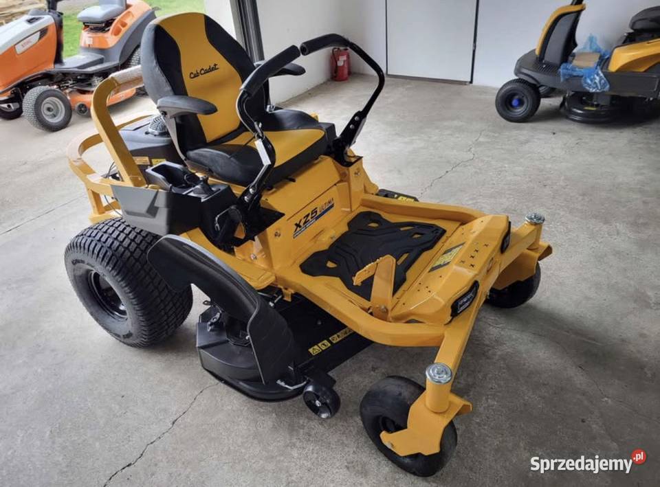 CUB CADET Zero Turn XZ5 L127 24 Kawasaki Traktorki Dymki sprzedam