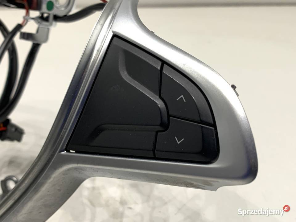 PRZEŁĄCZNIKI KIEROWNICY DACIA DUSTER 255506137R osobowe