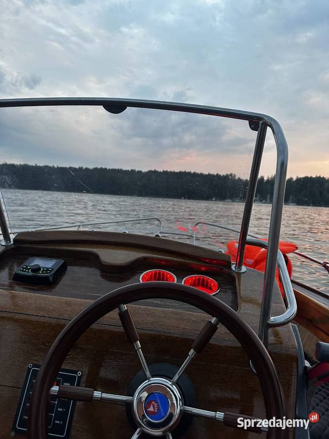 Łódź motorowa motorówka z silnikiem Yamaha 15hp Mrągowo