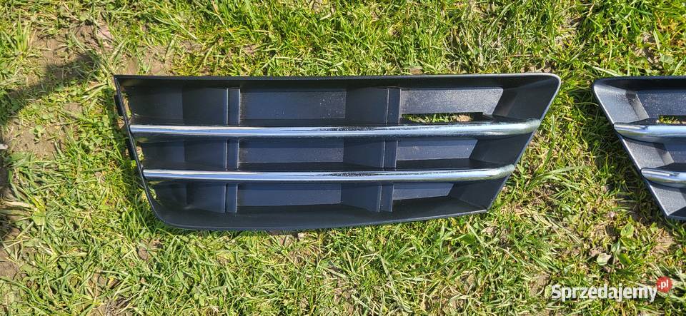 Kratka osłona A4 B9 8W0 807 682 8W0 807 681 Atrapy Rzeszów sprzedam