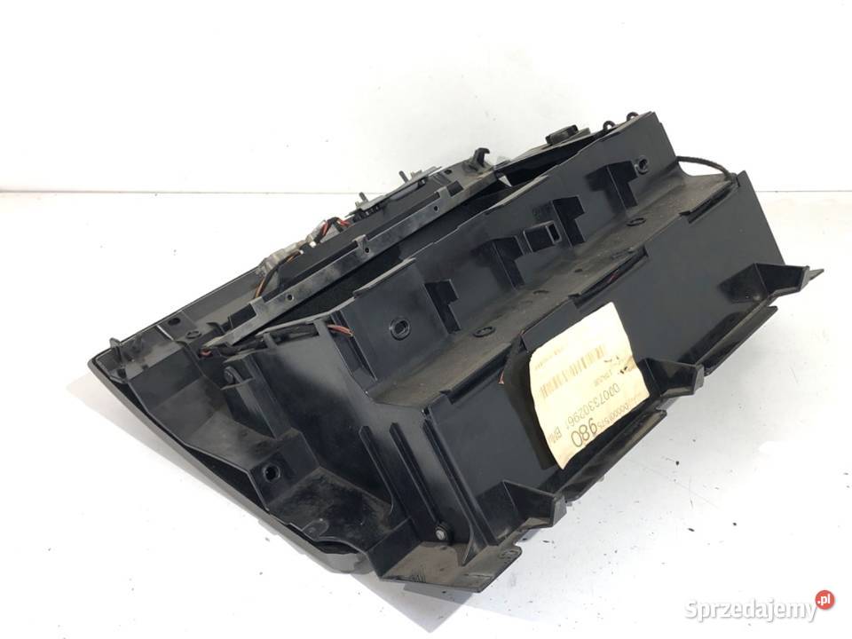 SCHOWEK KONSOLI BMW E83 SUV 0311 PÓŁKA WNĘKA Motoryzacja podkarpackie