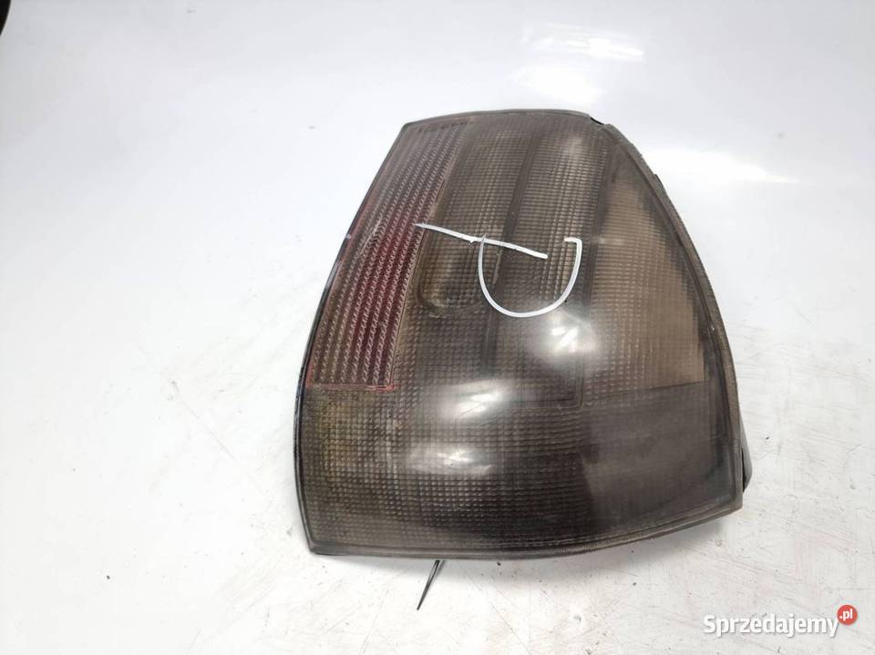 LAMPA PRAWA TYŁ AUDI A3 8L osobowe Lipno