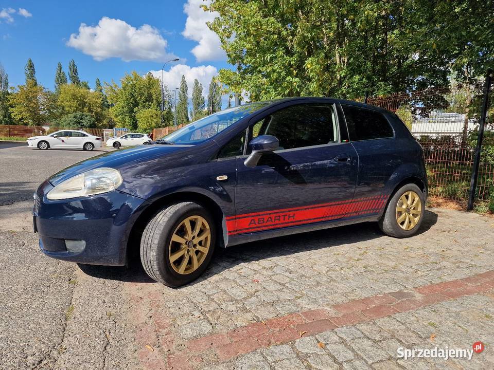 Grande Punto 14 2009r Doinwestowane gniazdo AUX Warszawa sprzedam