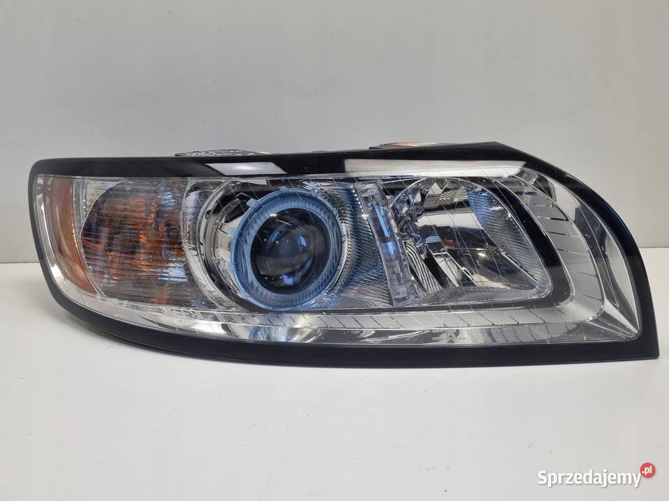 LAMPA PRAWA Volvo S40 II V50 LIFT PRZEDNIA prawy Rudka sprzedam