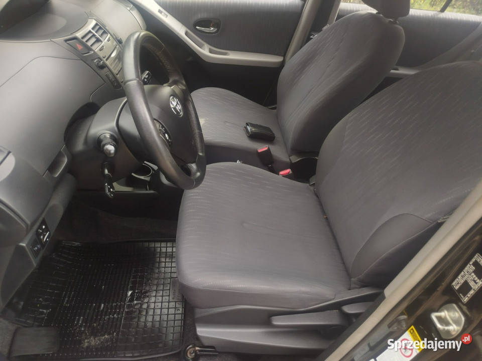 Toyota Yaris 5drzwi bez korozji zadbana w Toruń