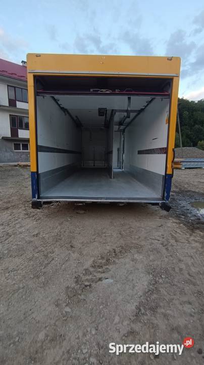 Kontener samochodowy Kontener Izoterma Magazyn Magazynowanie małopolskie Laskowa