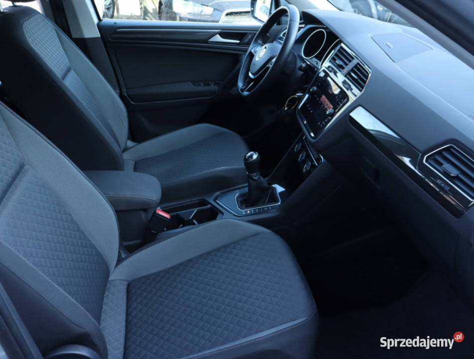 VW Tiguan 15 TSI relingi dachowe Tiguan Piaseczno