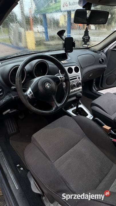 Dzień sprzedam samochód Alfa Romeo 156110kW 19 Olsztyn