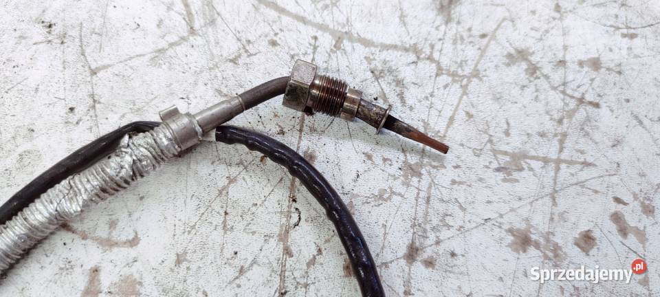 CZUJNIK TEMPERATURY SPALIN AUDI A4 A5 04L919529E osobowe Czujniki spalin Przystajń