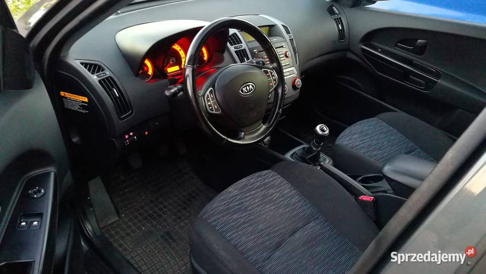Kia Ceed Kombi 16 benz 2009r przebieg 190 zachodniopomorskie Szczecin