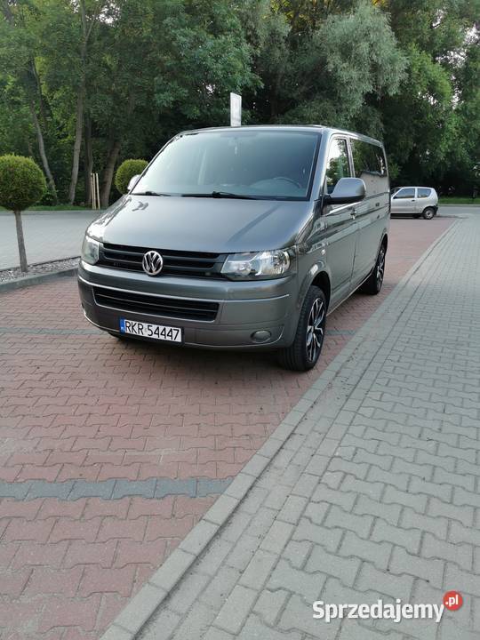WV CARAVELLE T5 LIFT 20 TDI 2010 Rok produkcji 2010