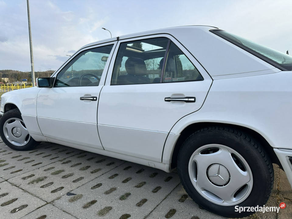 Mercedes W124 20d stan niespotykany szyberdach ABS W124 Wejherowo