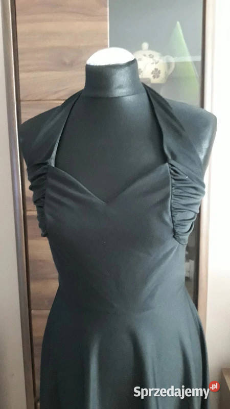 Czarna suknia wieczorowa piękna perła na plecach sprzedam