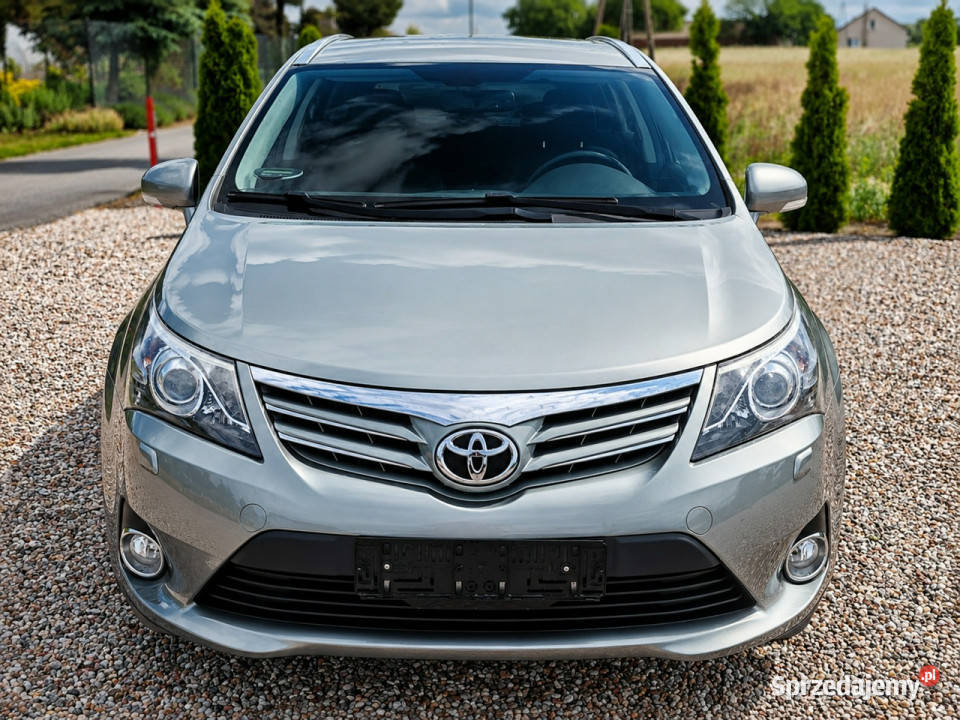 Toyota Avensis III 2009 Sadlno