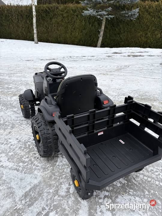 traktor na akumulator dzieci Titanium Z z świętokrzyskie Grabownica sprzedam