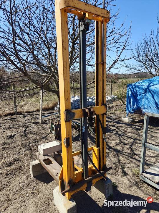 Maszt do ciągnika lekki nieuszkodzony Pozostałe Zwoleń