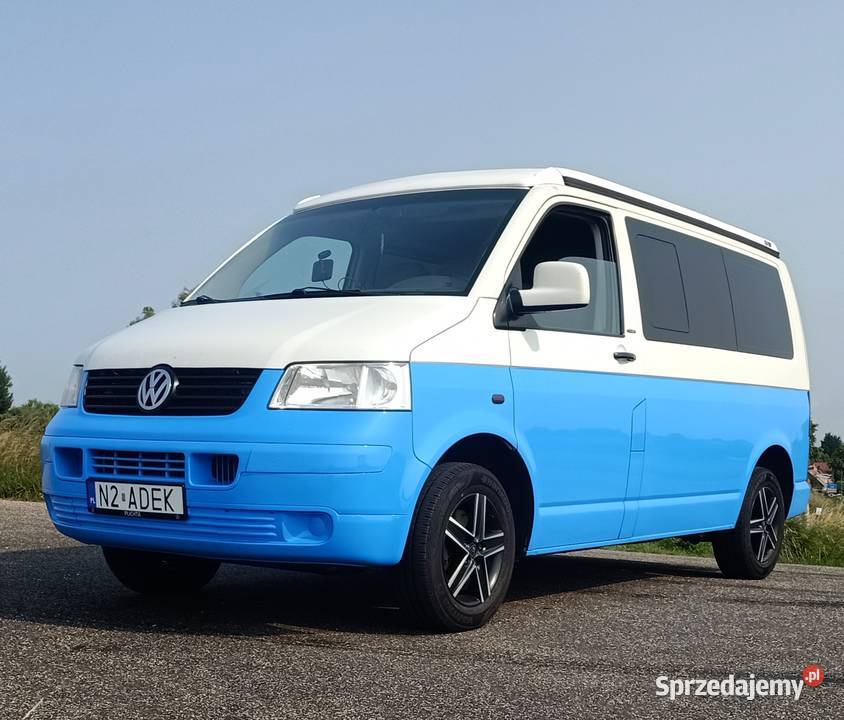 VW t5 9 osobowy z dachem podnoszonym łóżka 2 nieuszkodzony Transporter warmińsko-mazurskie Braniewo