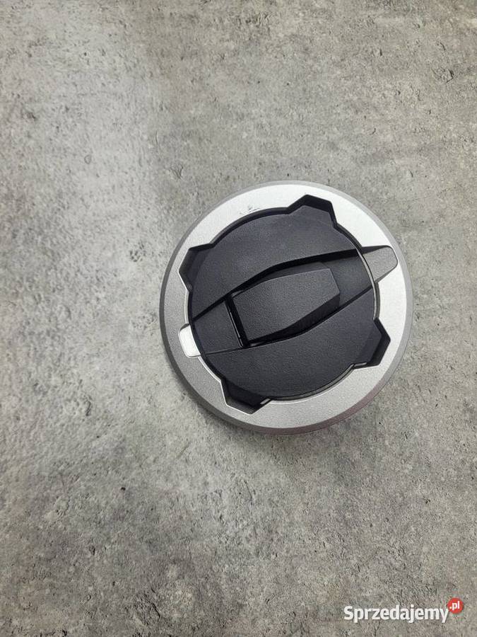 KAWASAKI Z900 Z 900 24 OEM WLEW PALIWA KOREK Nowy Tomyśl