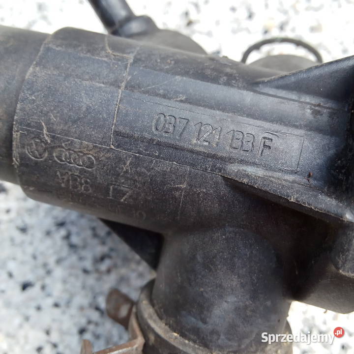 Audi VW Króciec wody kołnierz 037121133F Wąż Układ chłodzenia Dębica sprzedam