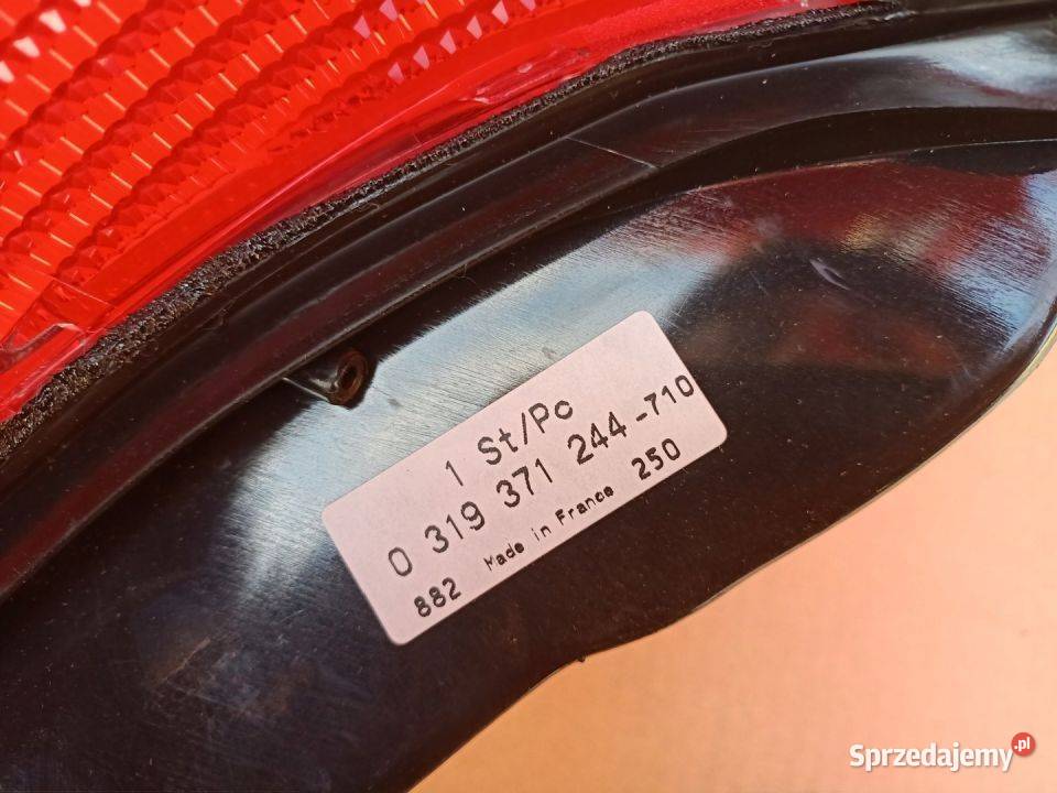 SZKŁO LAMPY TYLNEJ PRAWEJ PEUGEOT 306 19942000 świętokrzyskie sprzedam