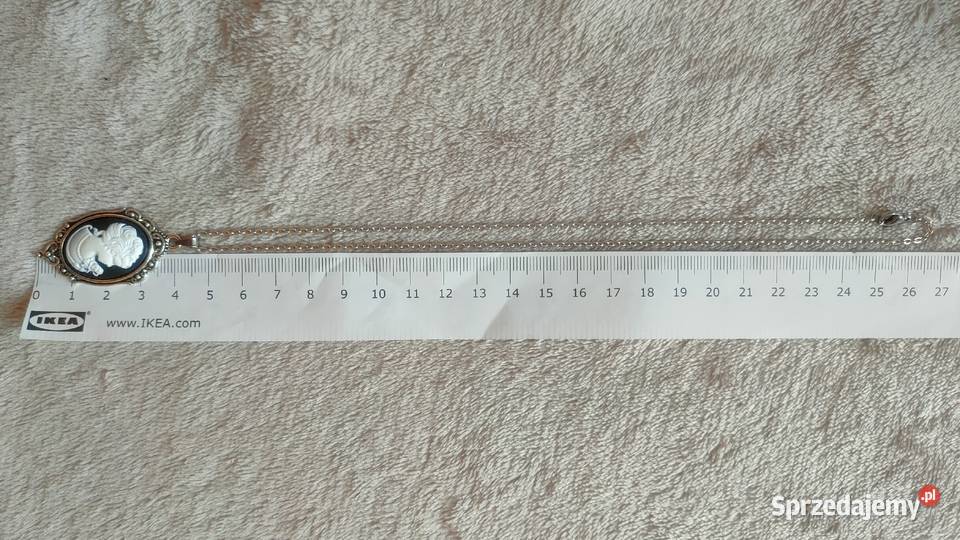 Wisiorek wisior naszyjnik kamea z kobieta Tarnowskie Góry