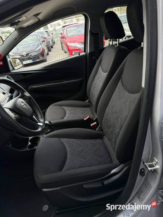 Opel Karl Rezerwacja I 2015 śląskie Tarnowskie Góry