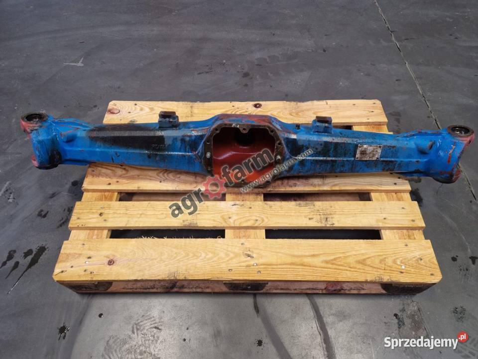 Obudowa przedniego mostu Ford 5110 5610 5610S