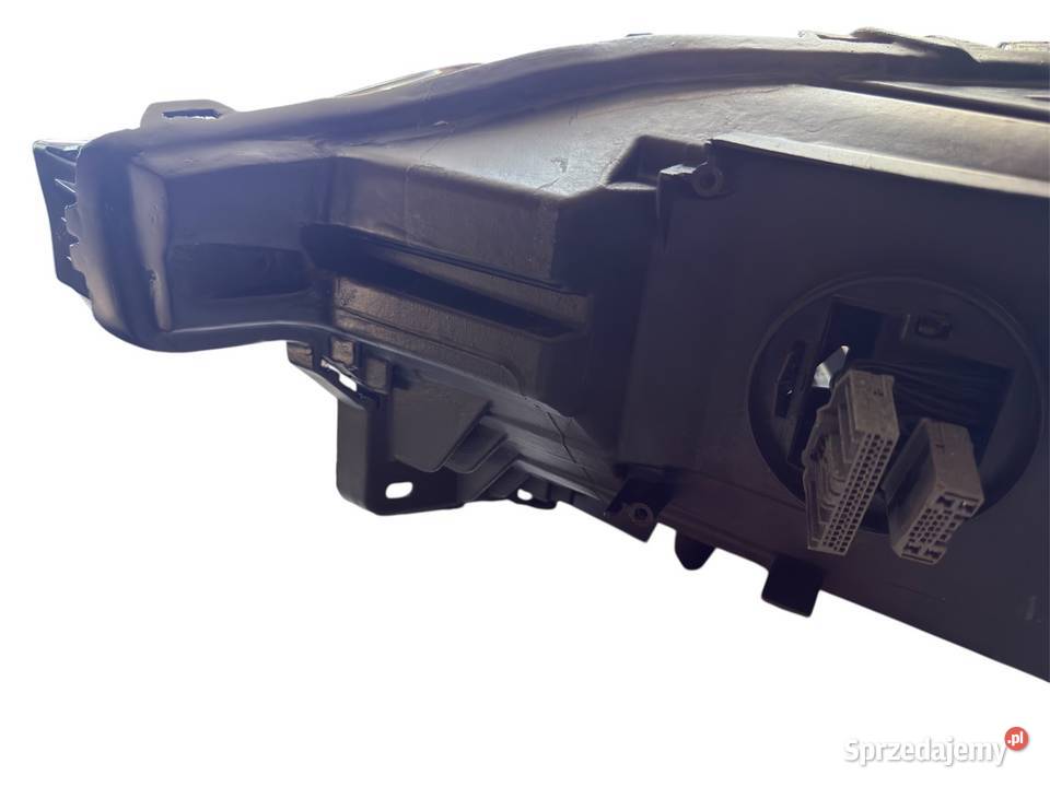 Volvo XC60 II LIFT Oryginalna Prawa Lampa Przód łódzkie Łódź